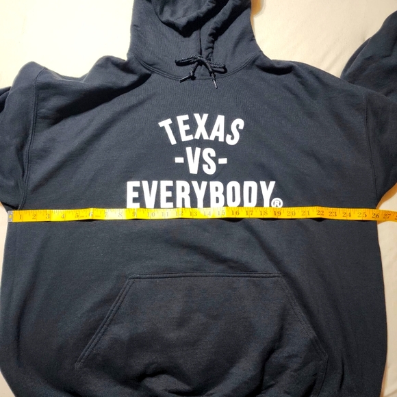 Texas VS Everybody Black Hoodie - Picture 5 of 7